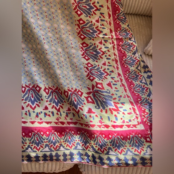 Johnny Was Silk Scarf NWT ! 12 Tassels! - Picture 3 of 3